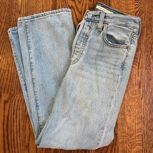 Womens Levi Ribcage Straight Jeans - Size 25 - Light Wash